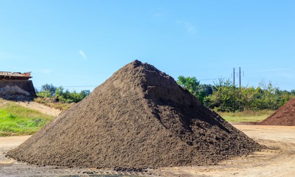 Black Dirt Delivery in Norwalk
