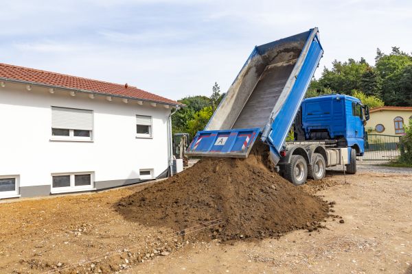 Garden Dirt Delivery in Norwalk
